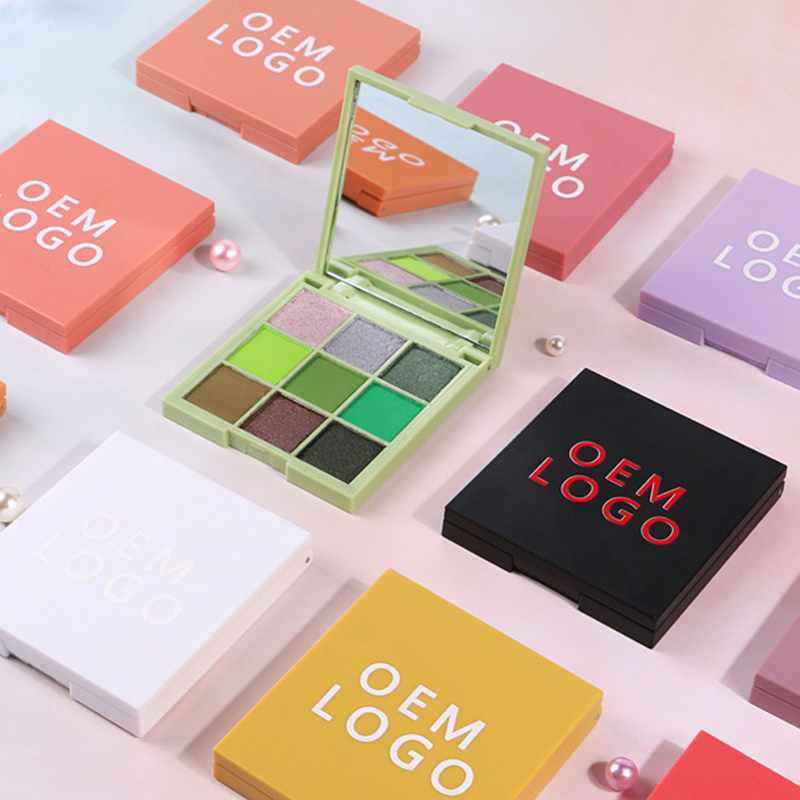 XII Color Eyeshadow Palette Oculus umbra rutrum